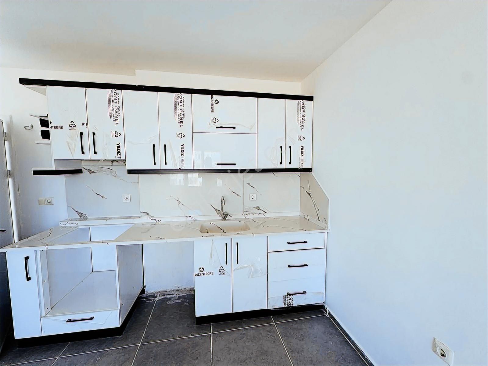 Ev-kur Emlaktan Kuşadası Davutlar'da 50 M2 Satılık 1+1 Daire - Görsel 3