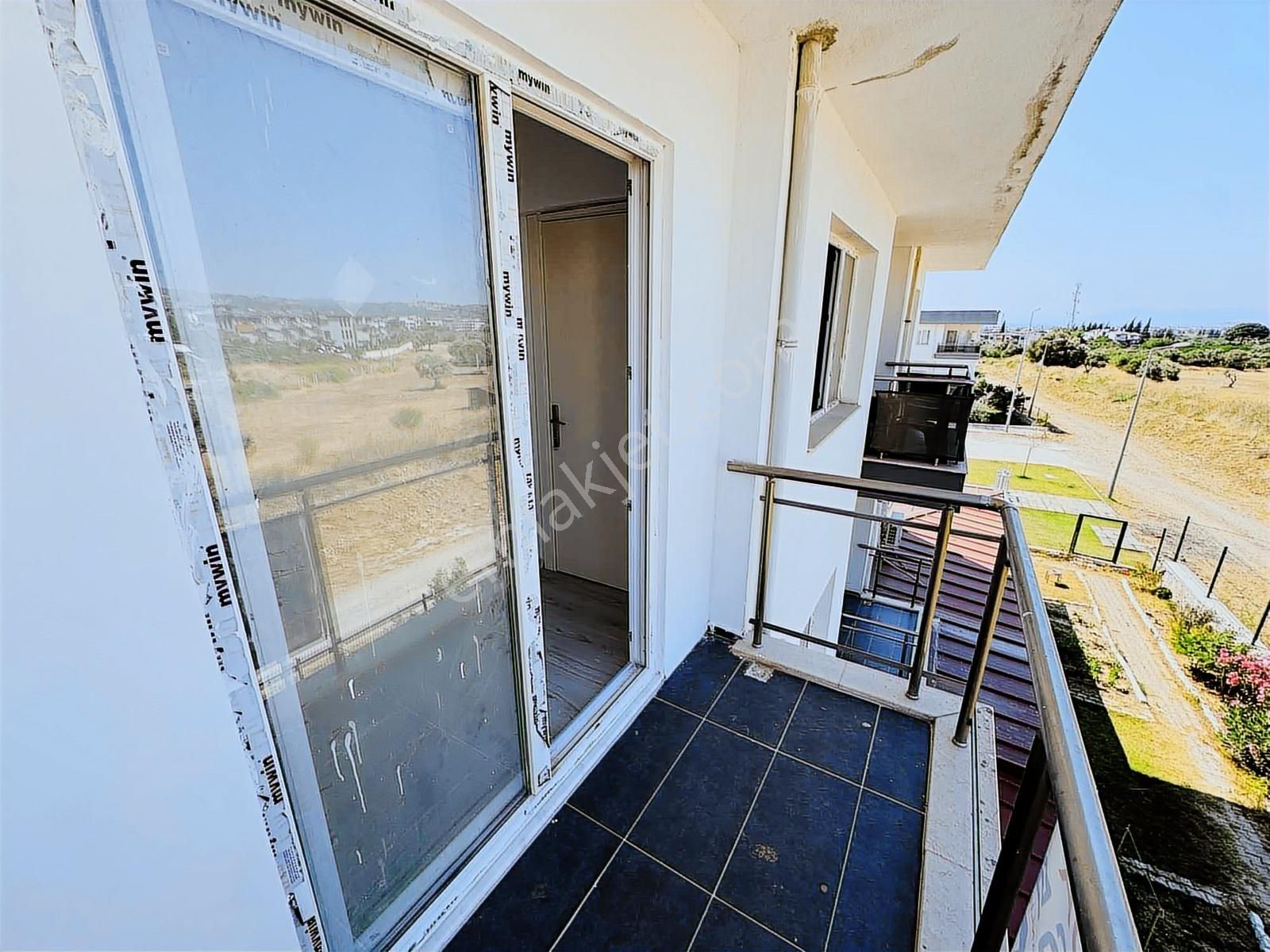 Ev-kur Emlaktan Kuşadası Davutlar'da 50 M2 Satılık 1+1 Daire - Görsel 4