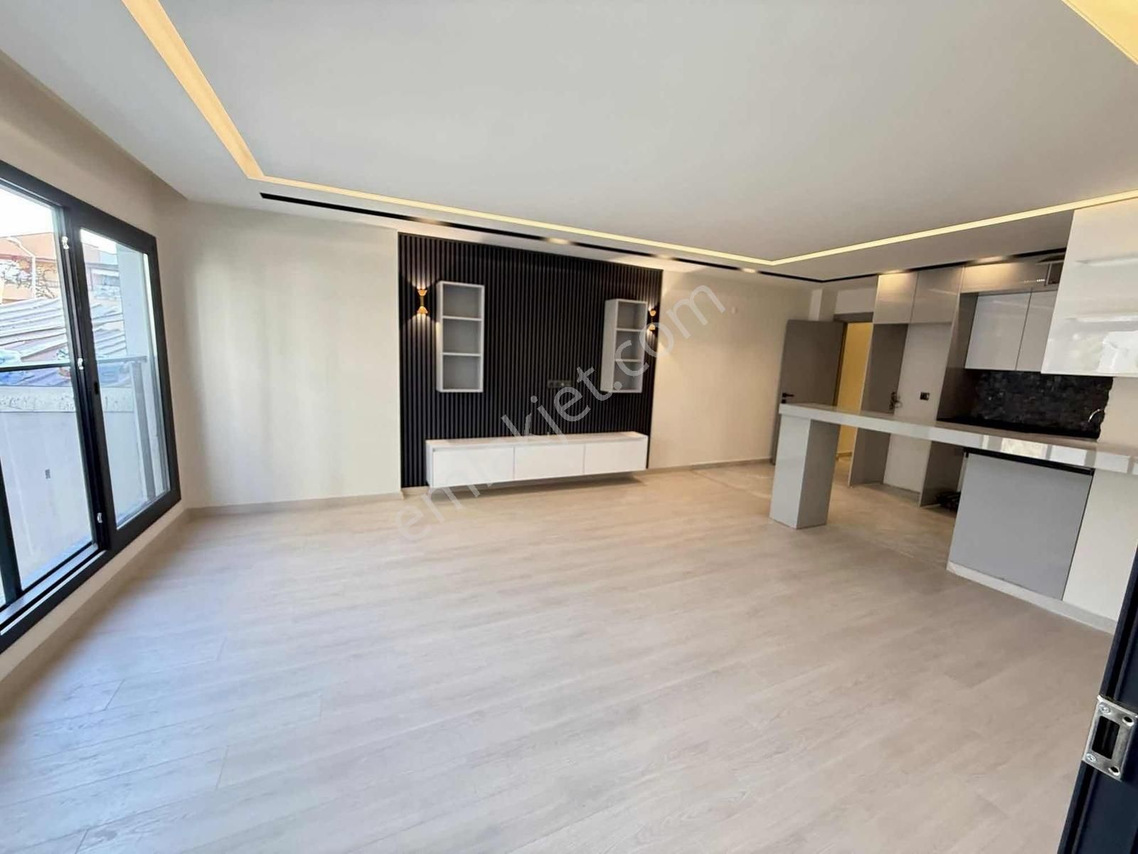 Kuşadası Davutlar'da Ara Kat 90 M2 Tasarım Harikası 2+1 Daire - Görsel 8