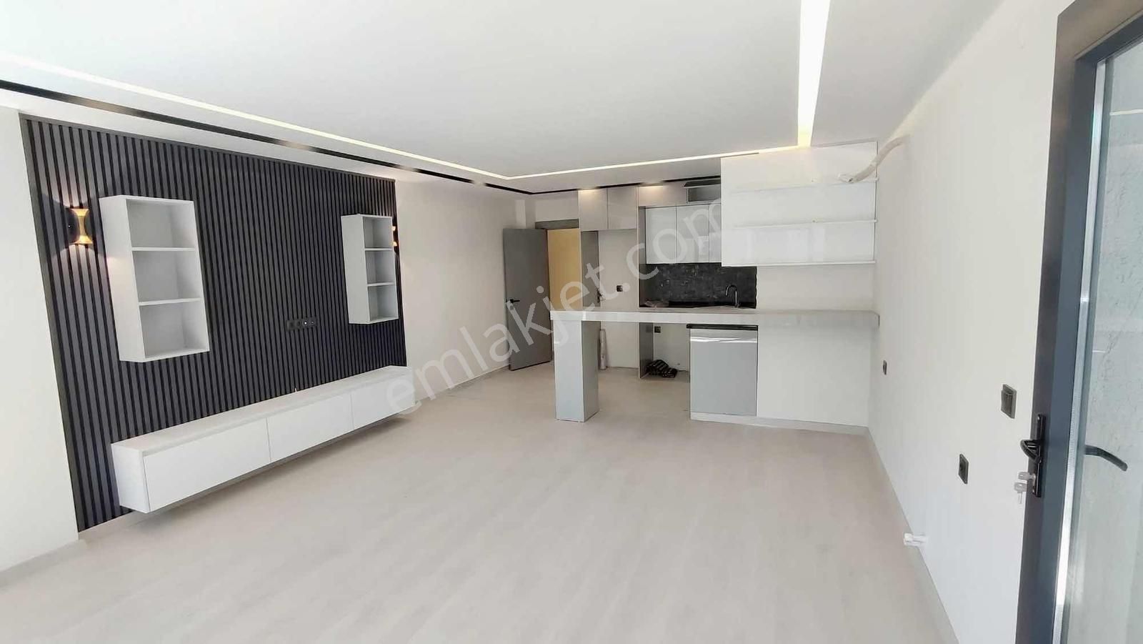 Kuşadası Davutlar'da Ara Kat 90 M2 Tasarım Harikası 2+1 Daire - Görsel 27