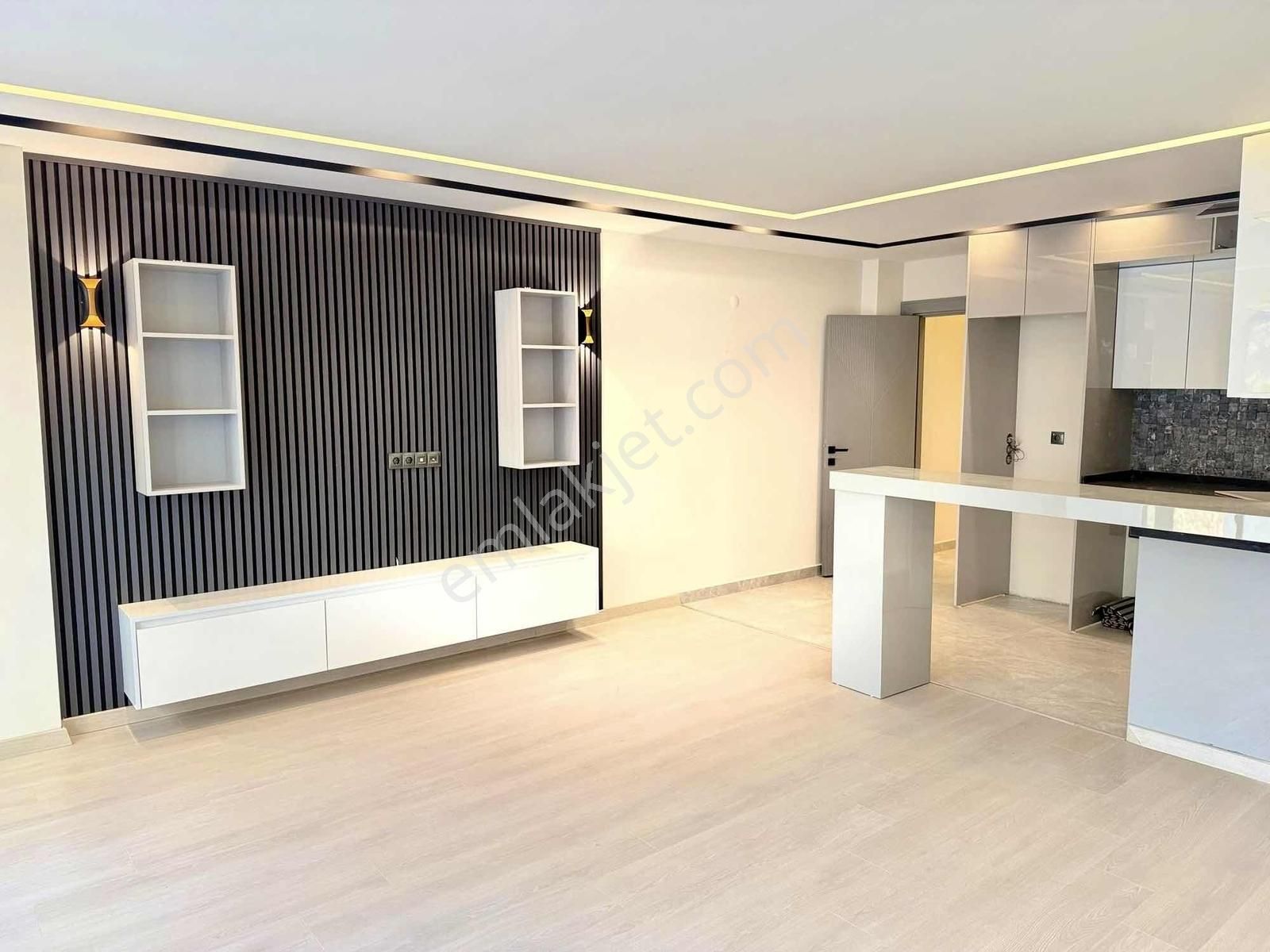 Kuşadası Davutlar'da Ara Kat 90 M2 Tasarım Harikası 2+1 Daire - Görsel 15