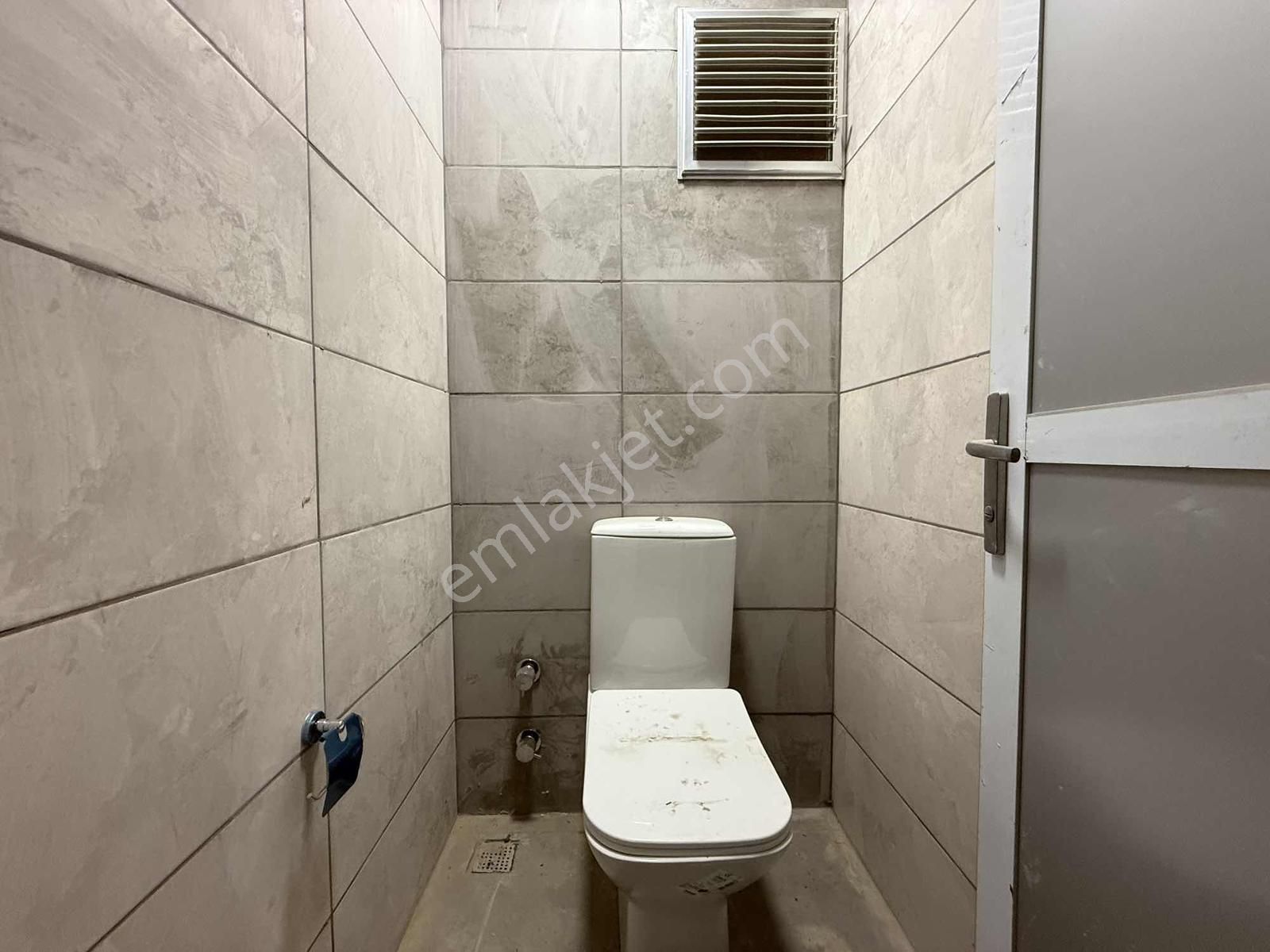 Atakan Lay'dan Toybelen Sanayi Sitesinde 200 M² Kiralık Dükkan - Görsel 11