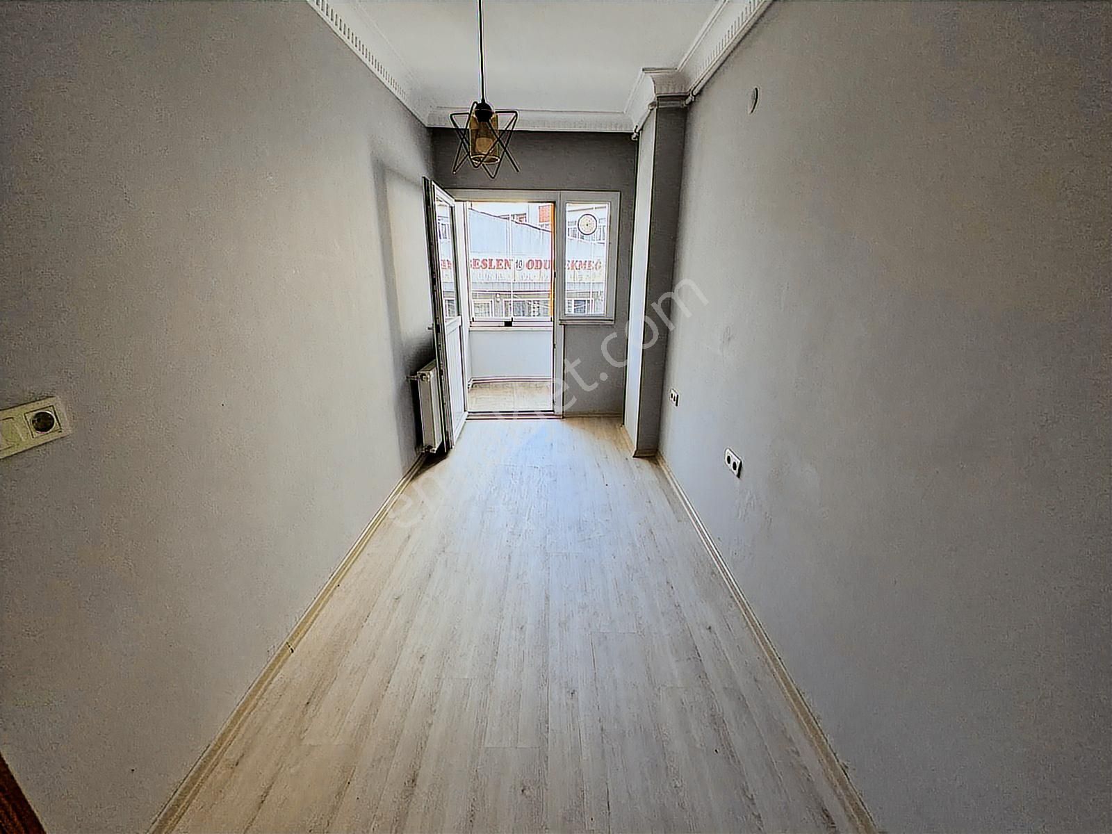 Söğütlüçeşme'de 2+1 Satılık 75 M2 1.kat Daire Kelepir Daire - Görsel 7