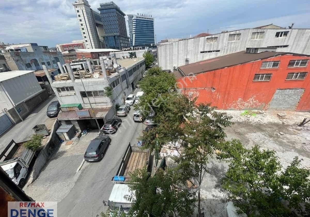 Bayrampaşa Ünlüsoy Sanayi Sitesi Kiralık 2. Kat Dükkan - Görsel 10