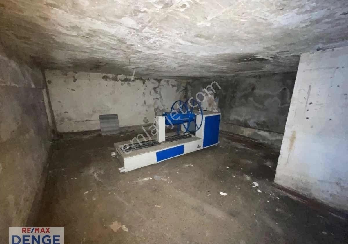 Bayrampaşa Ünlüsoy Sanayi Sitesi Kiralık Bürolu Dükkan - Görsel 11