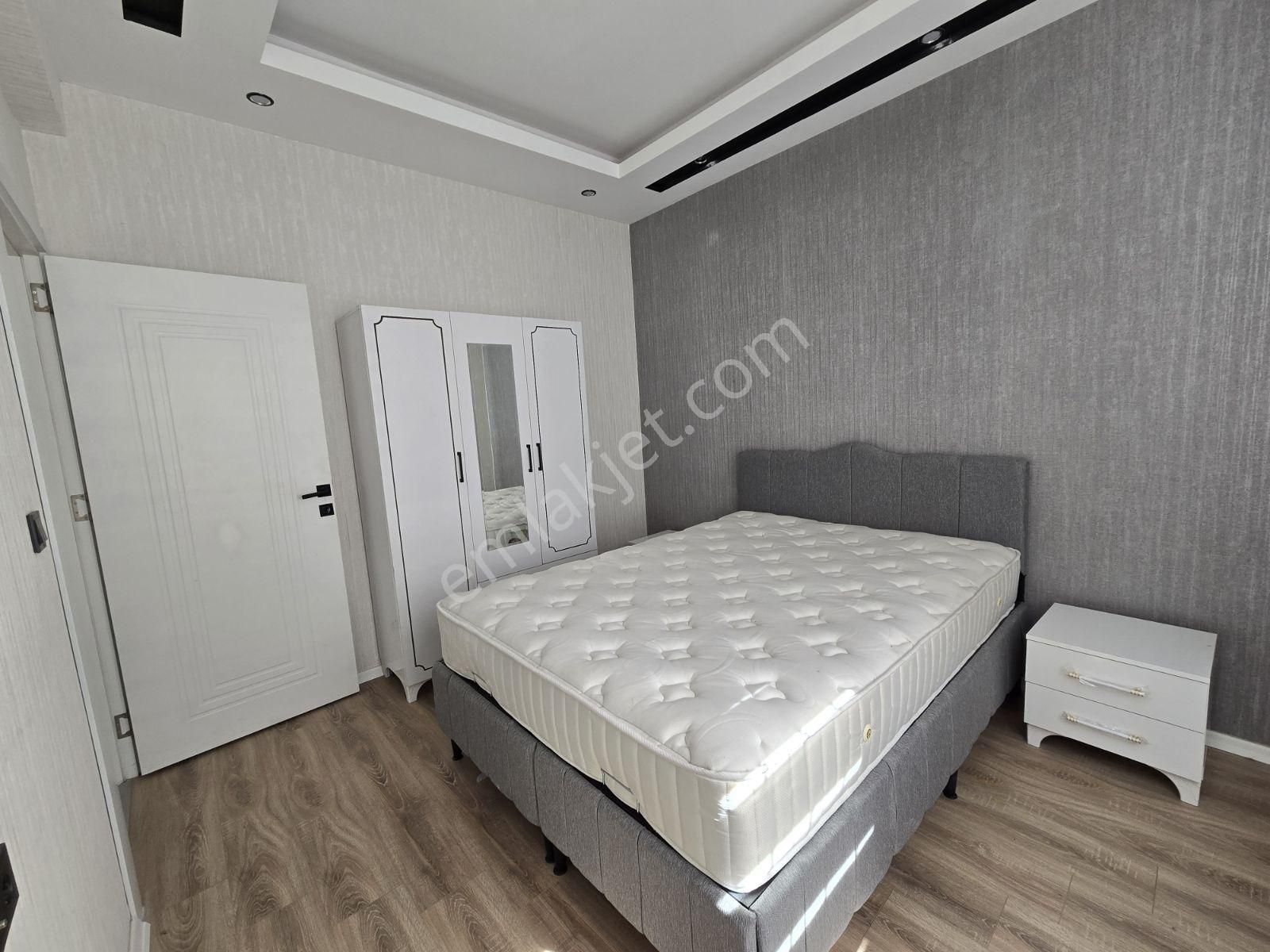 Yasin Batan'dan Emine Göncü Lisesi Yanı Eşyalı Mükemmel 1+1! - Görsel 3