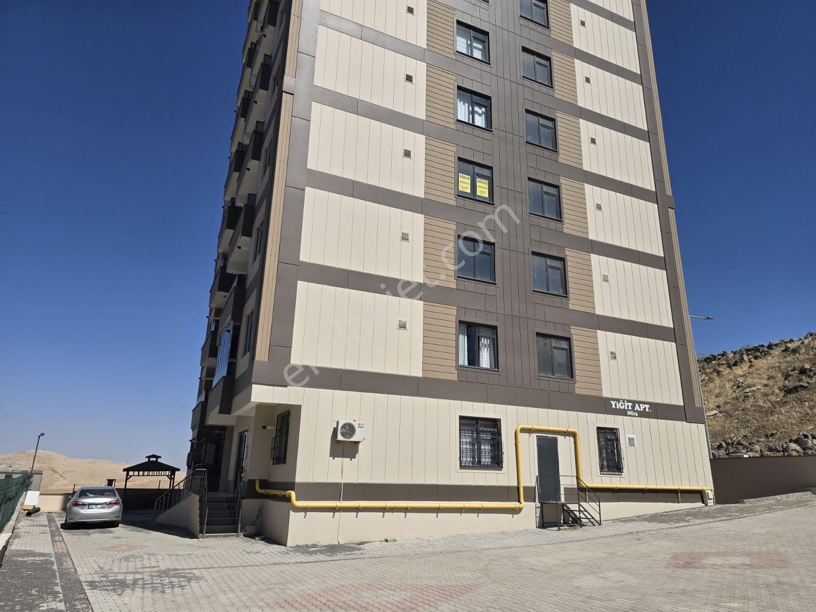 Yasin Batan'dan Emine Göncü Lisesi Yanı Eşyalı Mükemmel 1+1! - Görsel 9