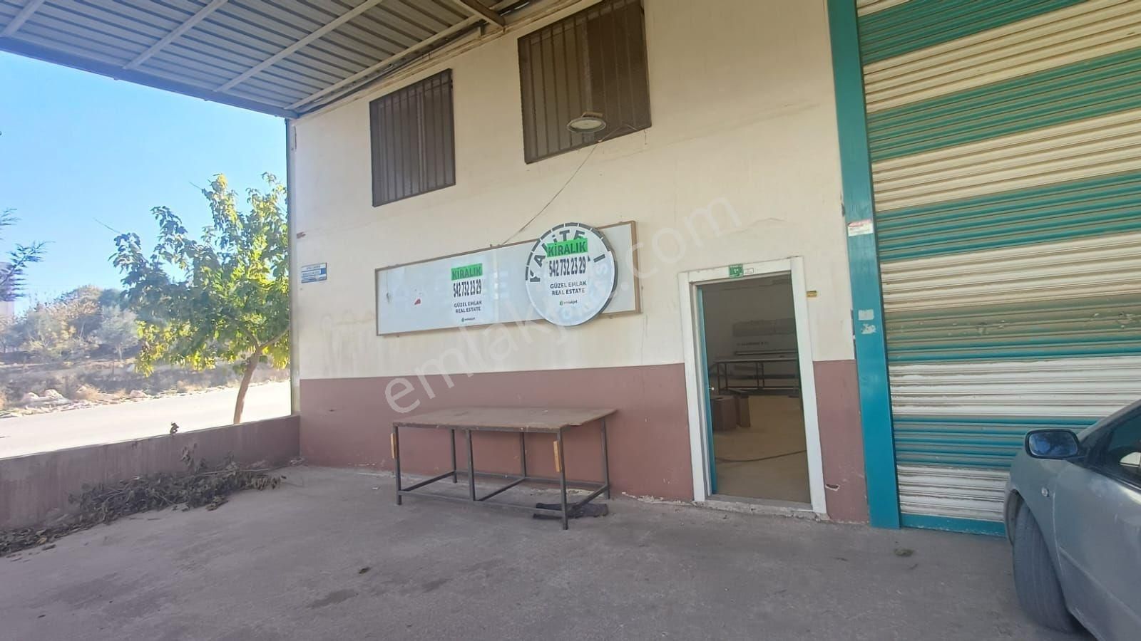 Mobilyacılar Sitesinde Satılık Dükkan - Görsel 3