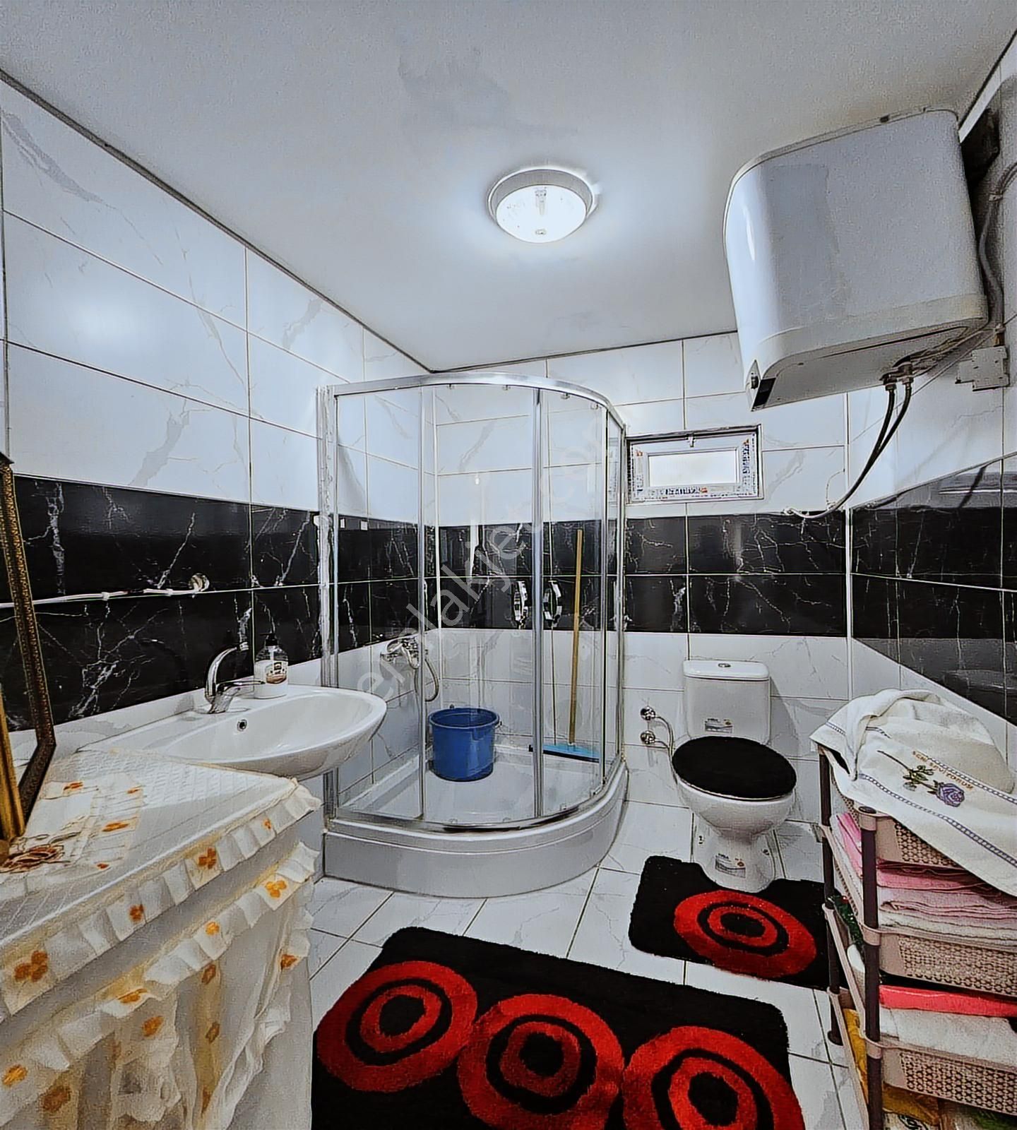 Yaşam'dan Vize Evrenlide Müstakil Full Eşyalı Bahçeli Teraslı Ev - Görsel 3