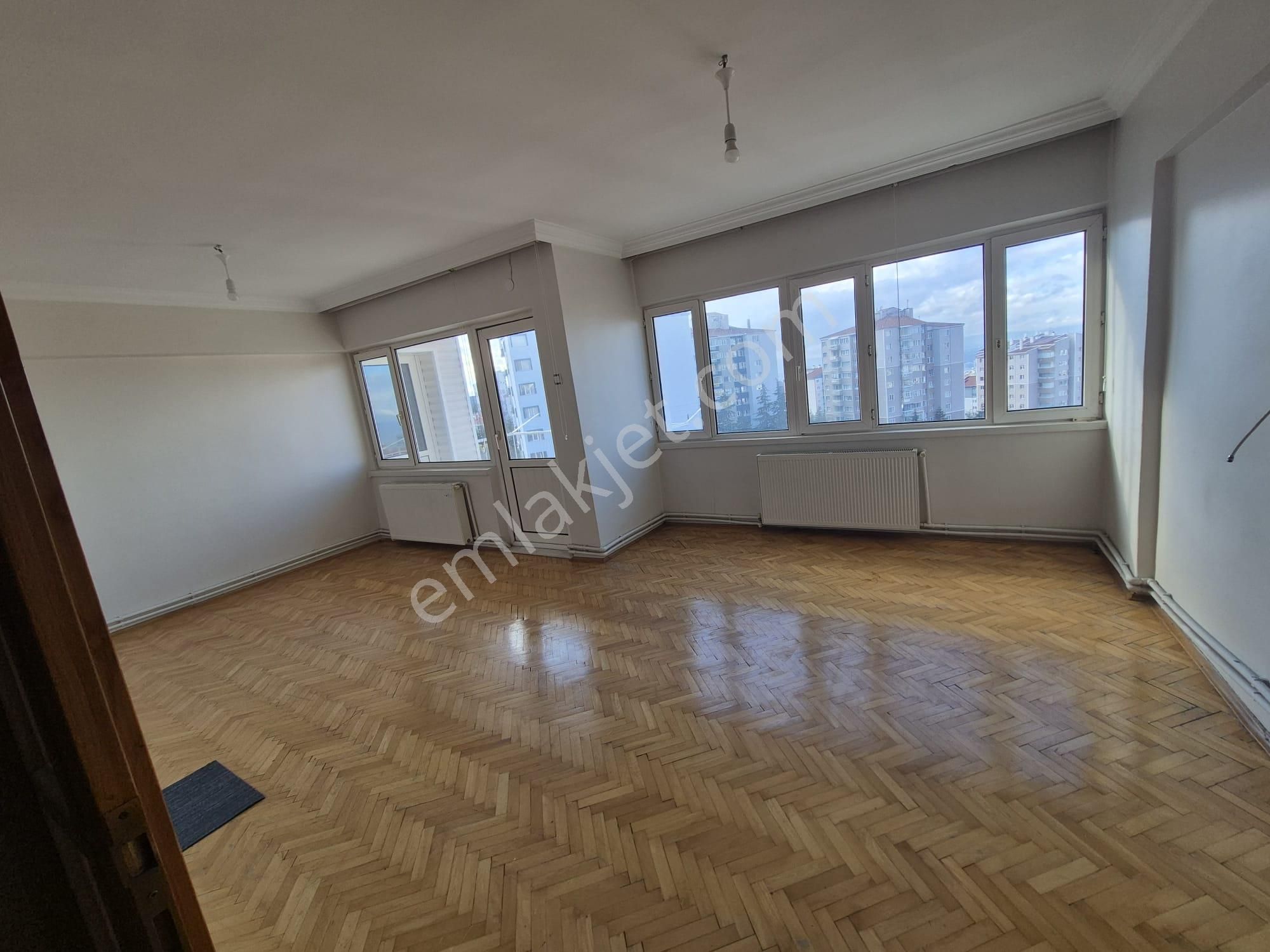 Dikmen Keklik' Te, 3 +1,kombili, Asansörlü, Manzaralı, Kiralık Daire