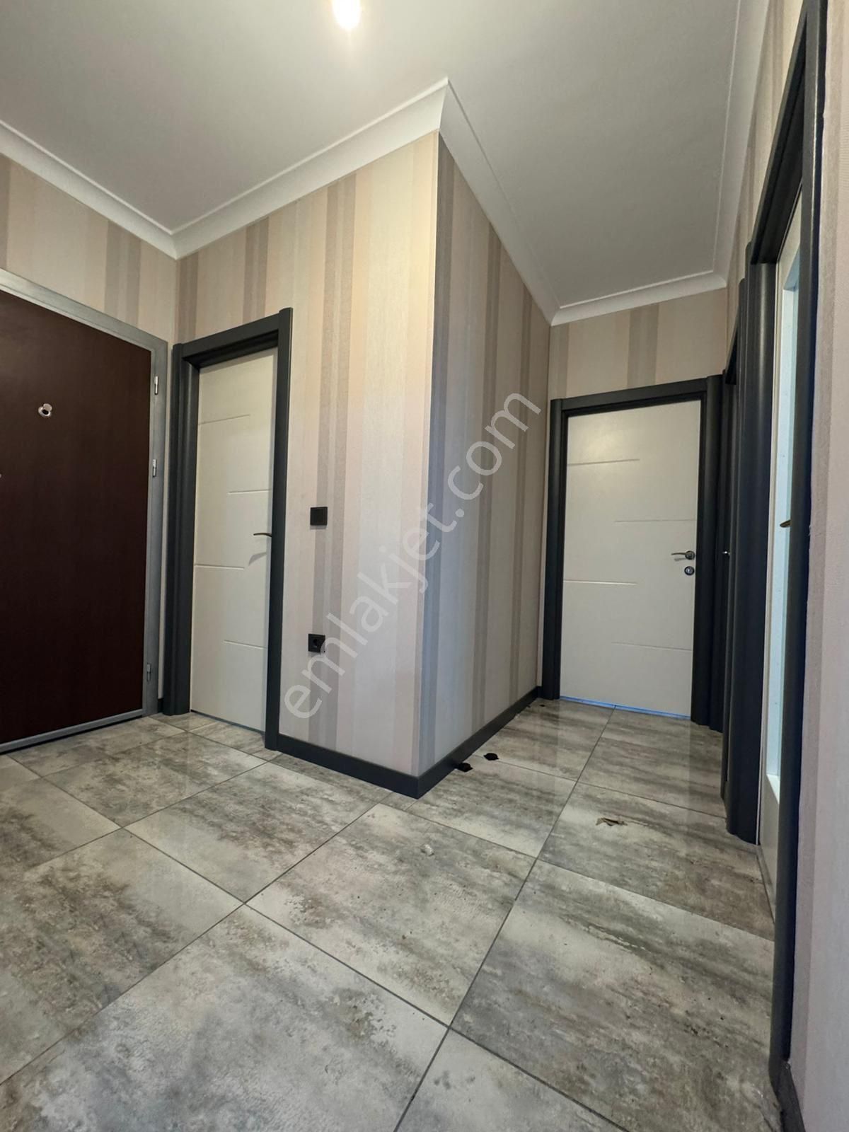 Kaçmaz Fiyata Mavera Ahsen Site İçide 2+1 Ara Kat Daire - Görsel 17