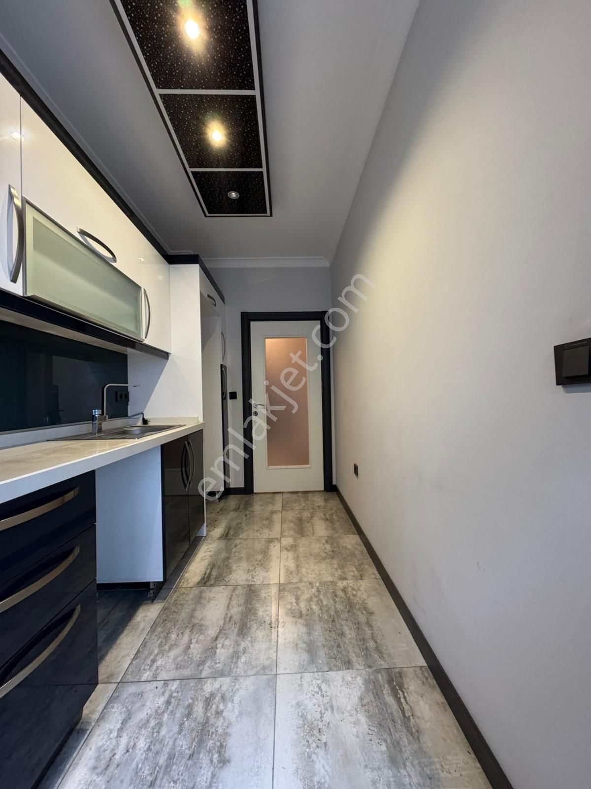 Kaçmaz Fiyata Mavera Ahsen Site İçide 2+1 Ara Kat Daire - Görsel 3
