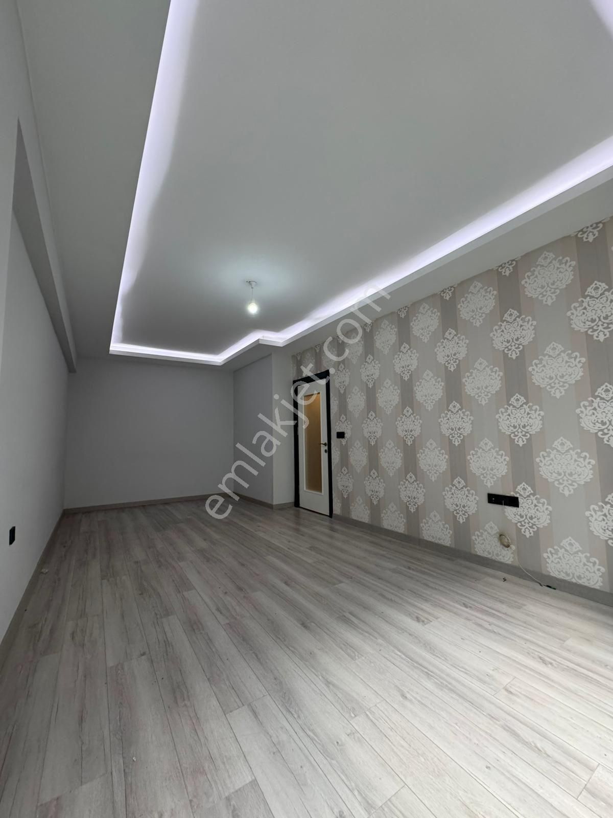 Kaçmaz Fiyata Mavera Ahsen Site İçide 2+1 Ara Kat Daire - Görsel 10