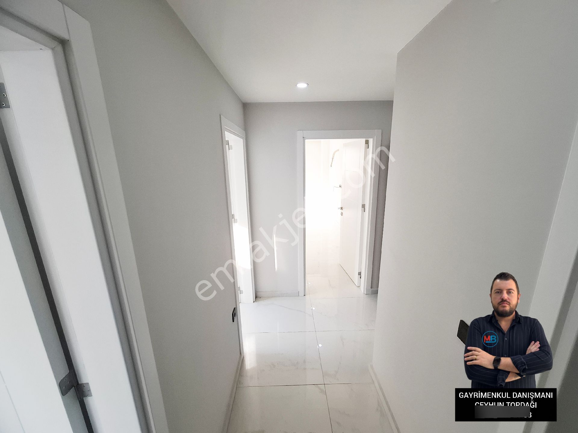 Didimde Satılık 2+1 Orta Kat Havuzlu Site İçerisinde Ön Cephe Asansörlü Daire ! - Görsel 15