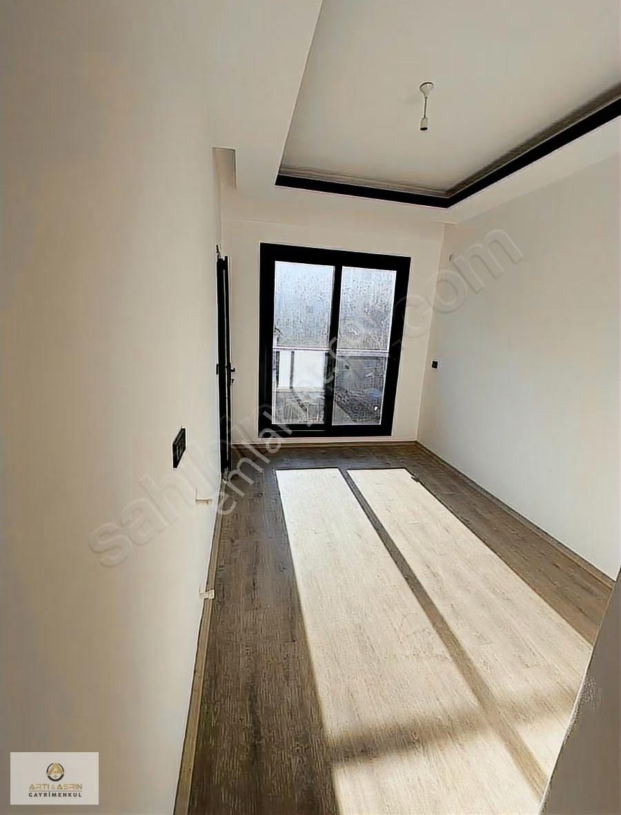 2+1 Kuşadası Merkez'de Satılık Daire - Görsel 5