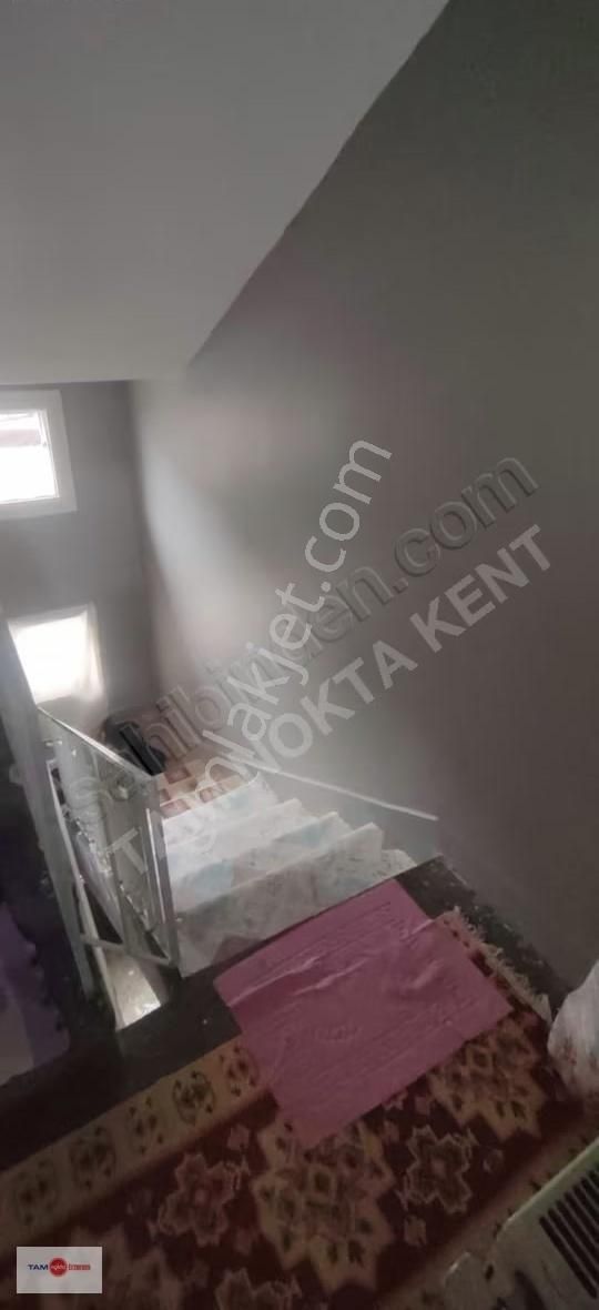 Tam Nokta Kent'ten Şükrüpaşa'da Komple Satılık 3 Katlı Müstakil! - Görsel 19