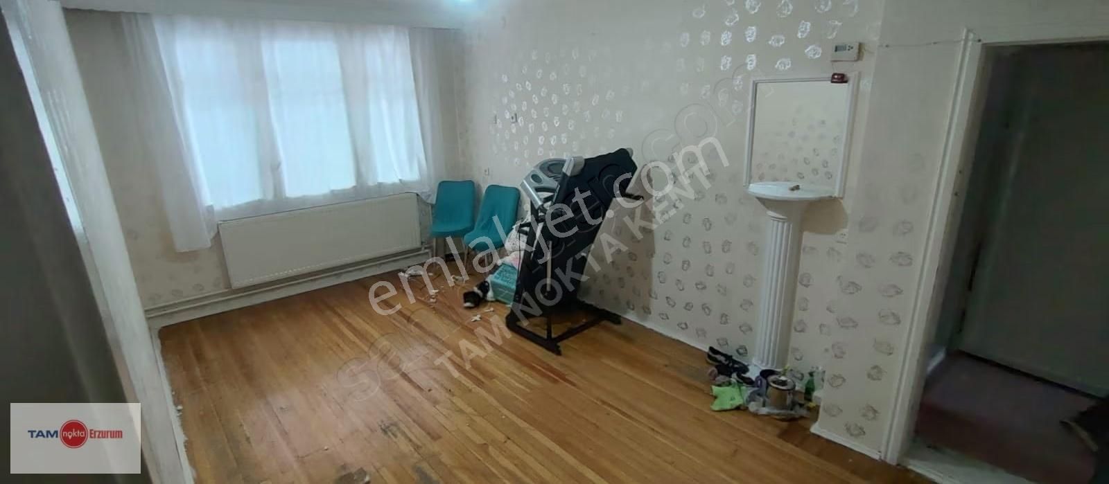 Tam Nokta Kent'ten Şükrüpaşa'da Komple Satılık 3 Katlı Müstakil! - Görsel 4