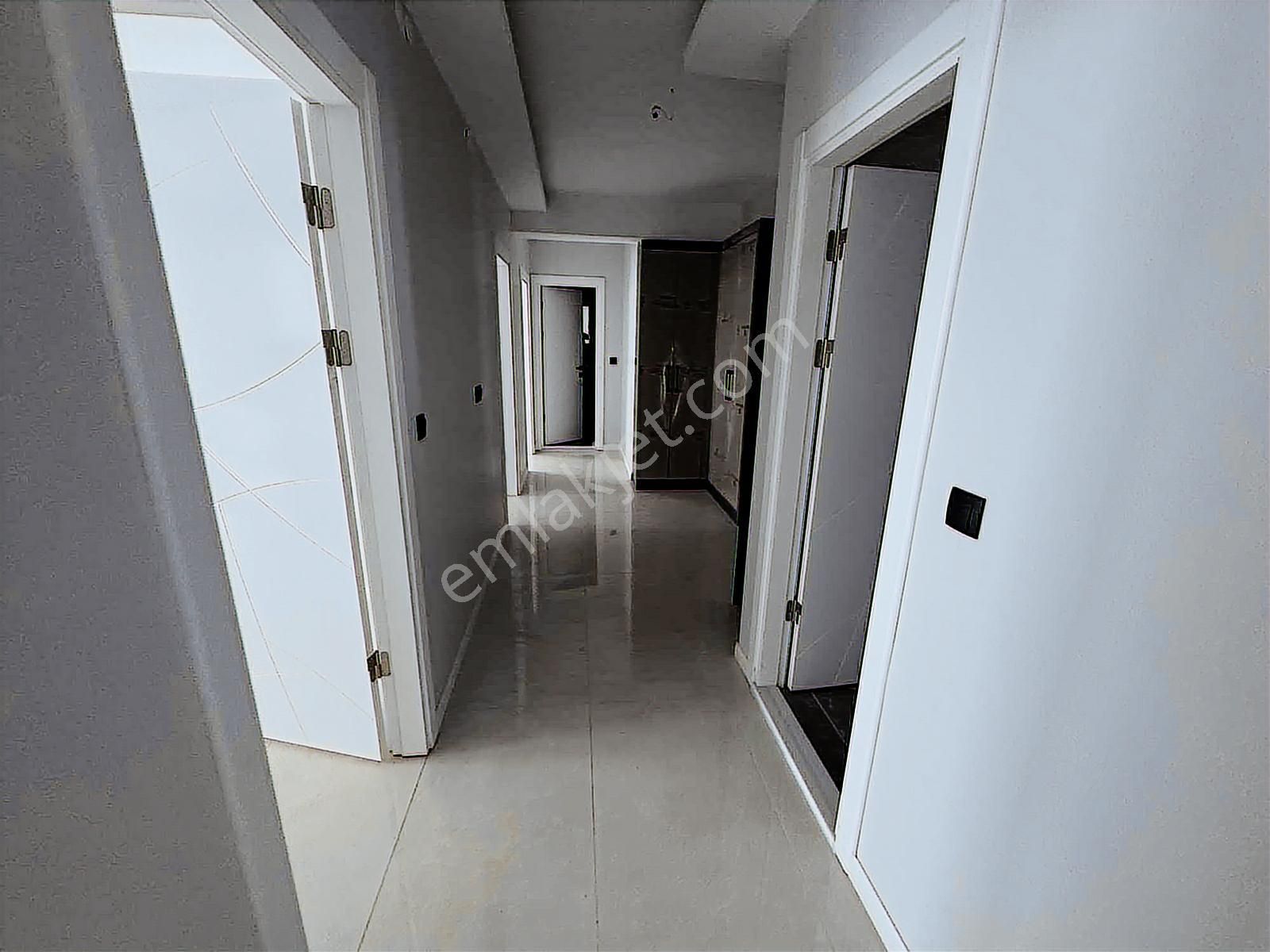 Sağlam Emlaktan Uydukentte Satılık Lüks 2+1 Daire - Görsel 11