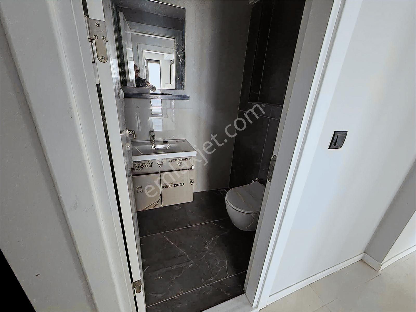 Sağlam Emlaktan Uydukentte Satılık Lüks 2+1 Daire - Görsel 8