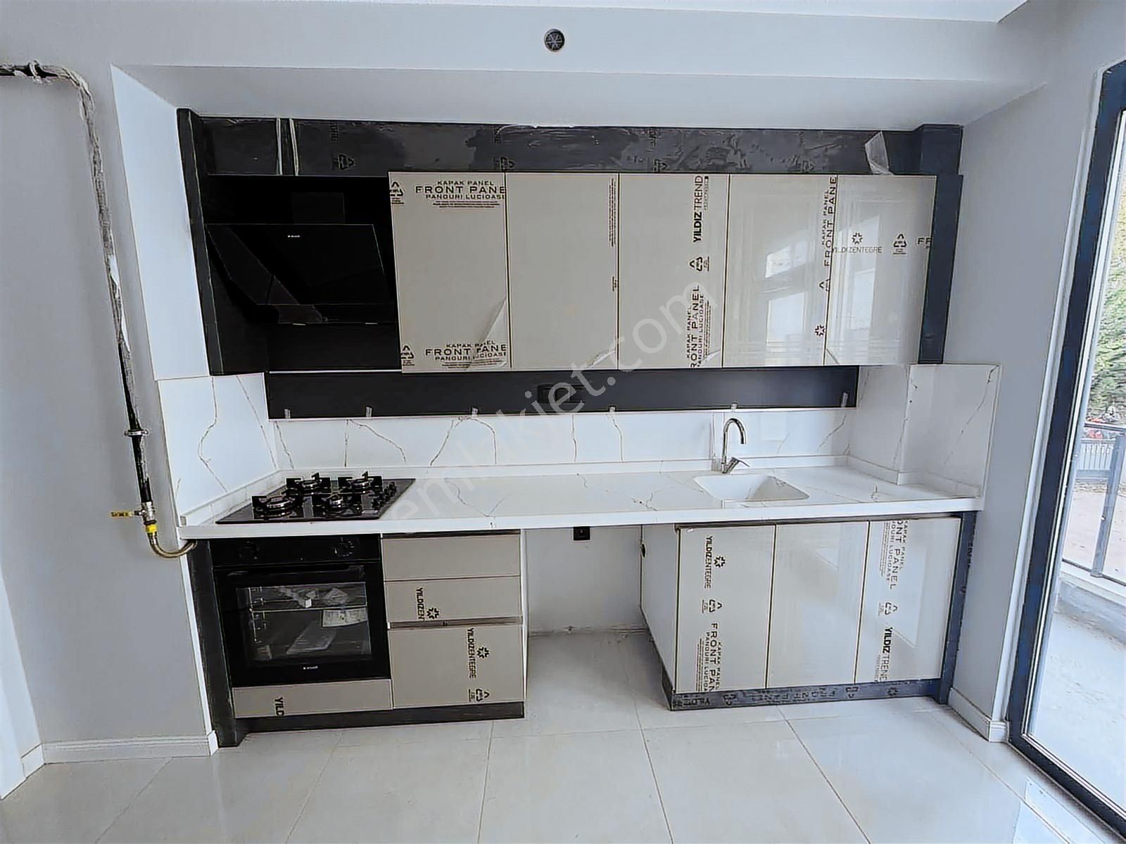 Sağlam Emlaktan Uydukentte Satılık Lüks 2+1 Daire