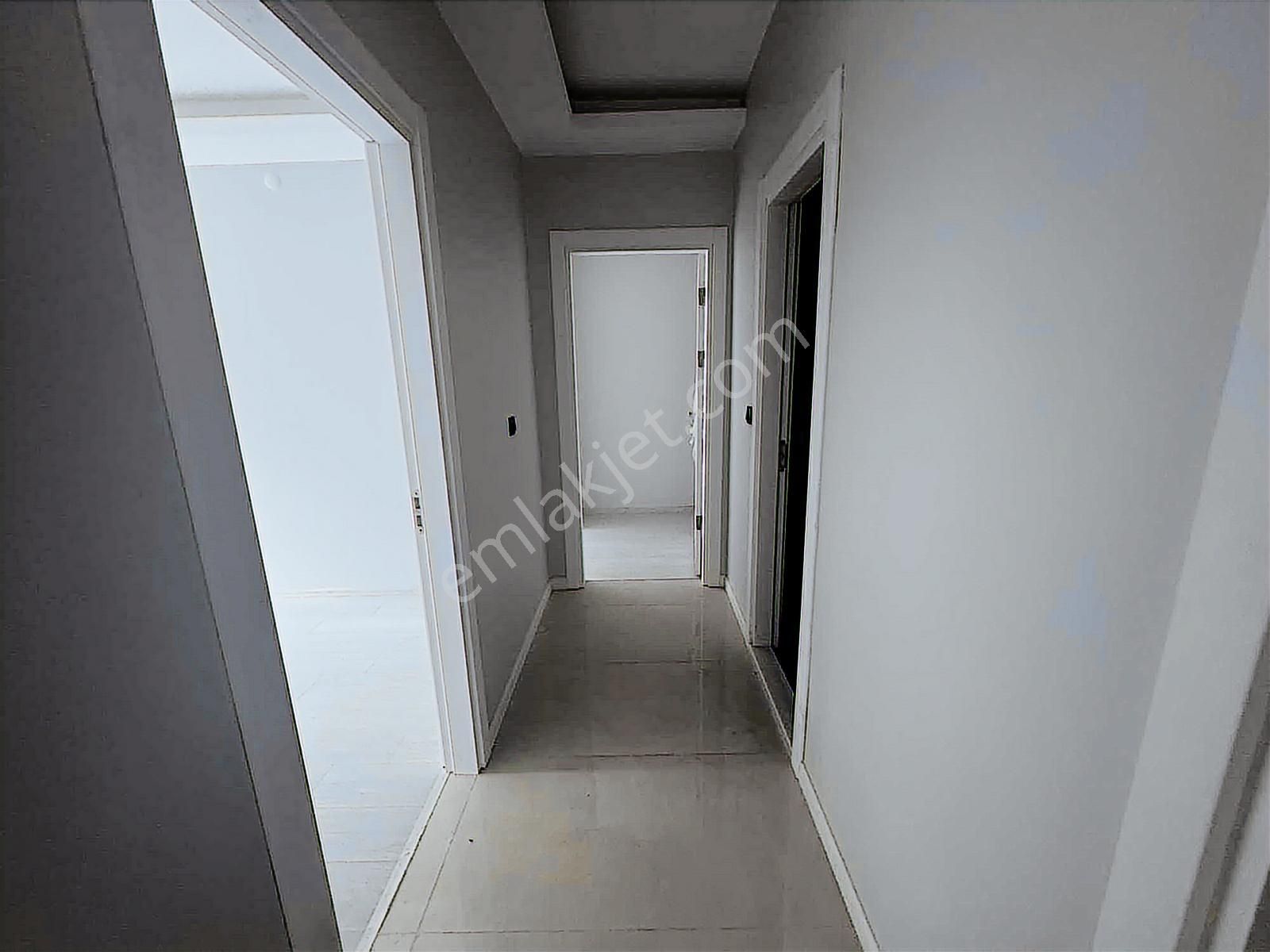 Sağlam Emlaktan Uydukentte Satılık Lüks 2+1 Daire - Görsel 4