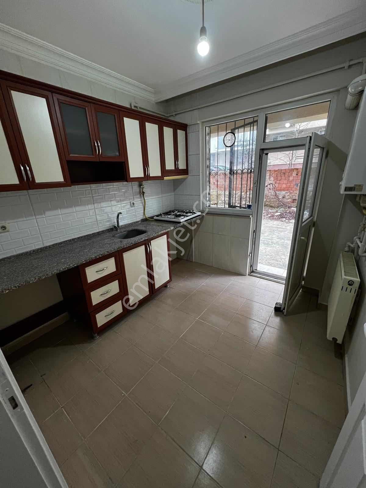 Aktaş Gayrimenkul'den 1+1 Ayrı Mutfak Ayrı Wc Geniş Bahçeli - Görsel 5