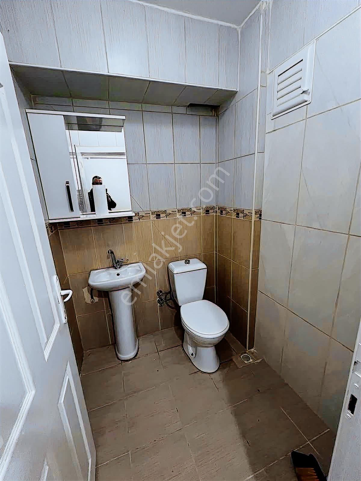 Aktaş Gayrimenkul'den 1+1 Ayrı Mutfak Ayrı Wc Geniş Bahçeli - Görsel 6