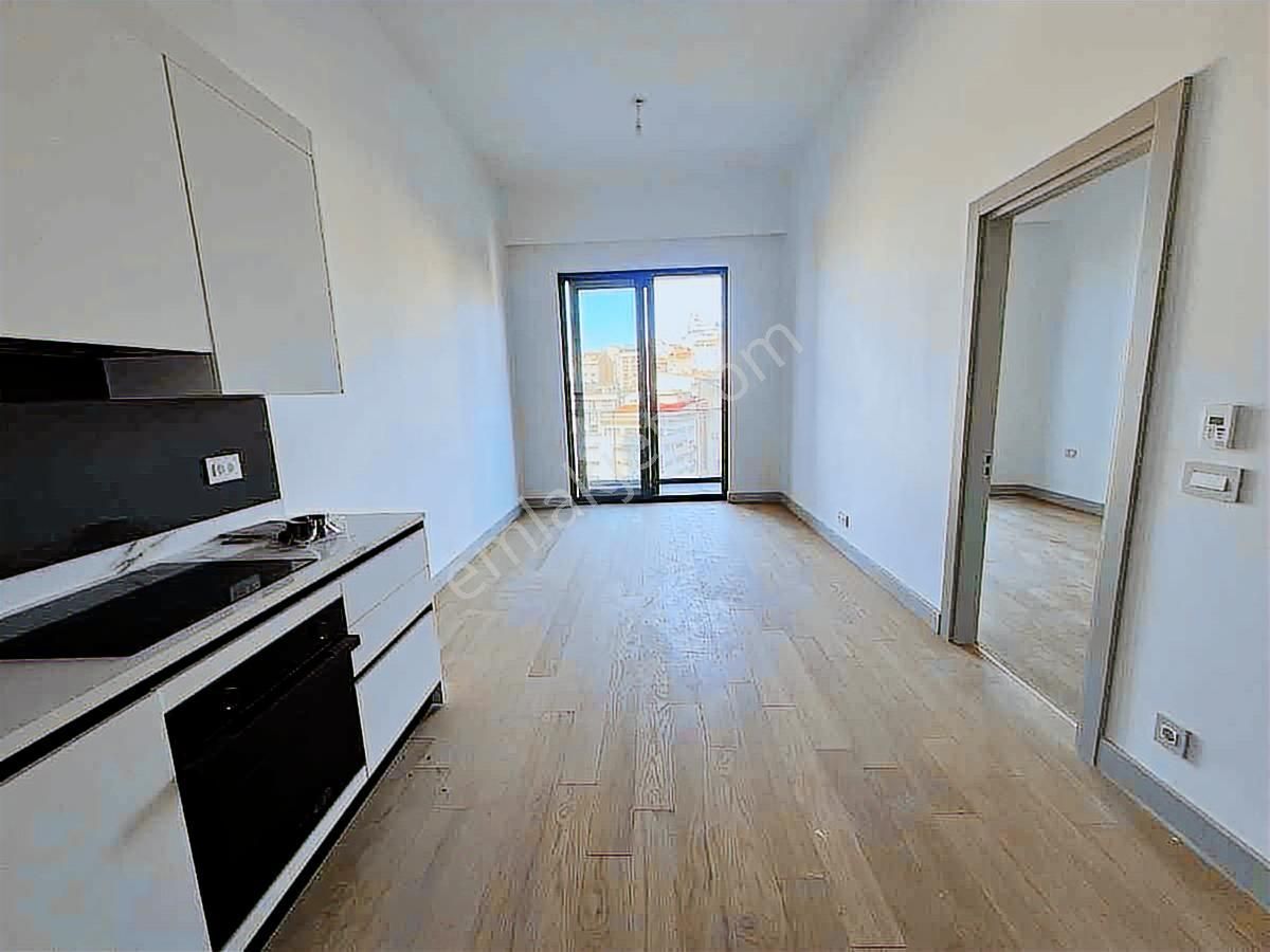 Rotana Resıdence'ta Yüksek Tavanlı, Balkonlu 1+1 Eşsiz Daire - Görsel 11