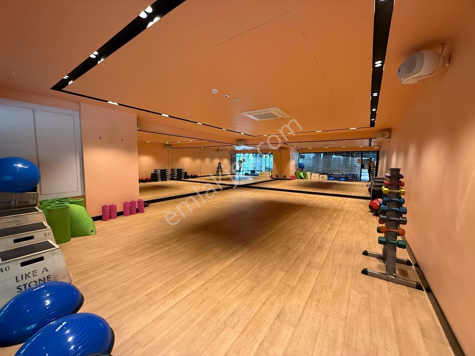 Rotana Resıdence'ta Yüksek Tavanlı, Balkonlu 1+1 Eşsiz Daire - Görsel 20