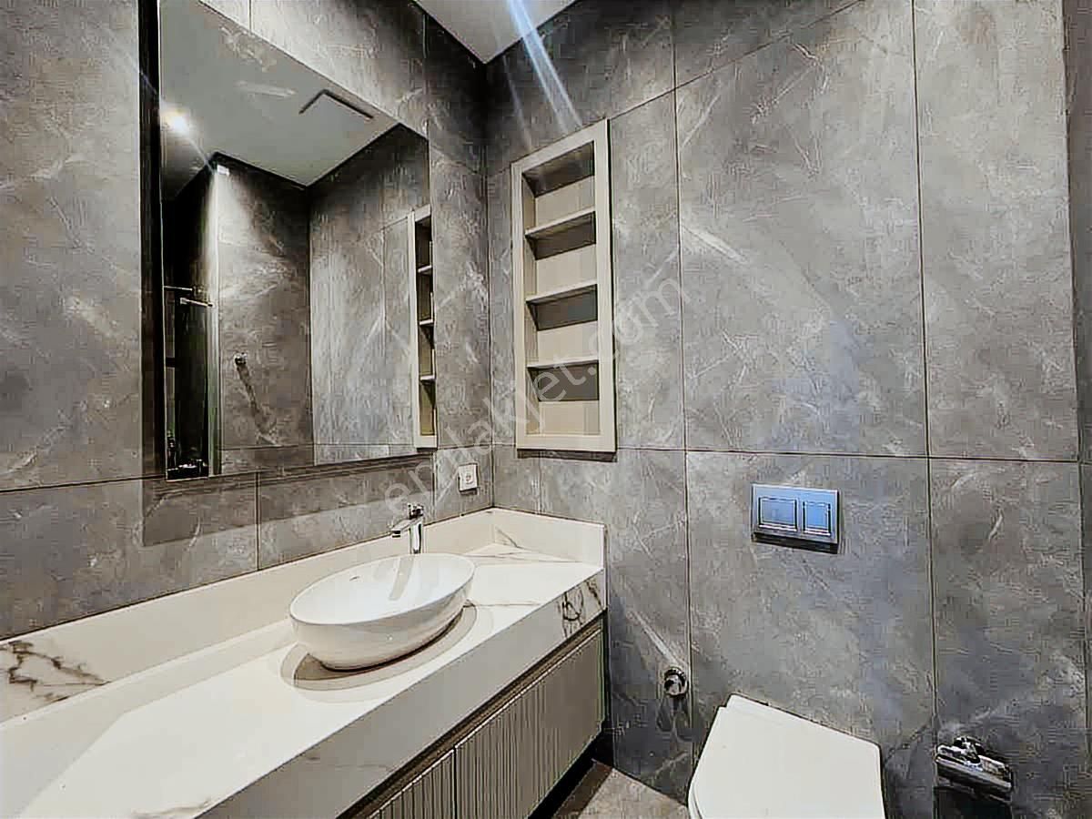 Rotana Resıdence'ta Yüksek Tavanlı, Balkonlu 1+1 Eşsiz Daire - Görsel 2