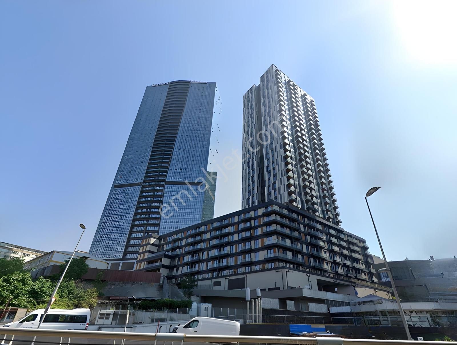 Rotana Resıdence'ta Yüksek Tavanlı, Balkonlu 1+1 Eşsiz Daire