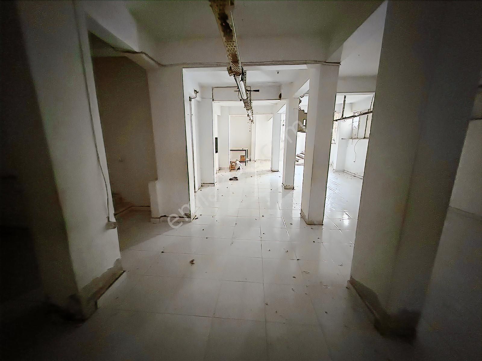 Torunlar Emlak Bağcılar Yıldıztepe De Kiralık Bodrum Dükkan - Görsel 3