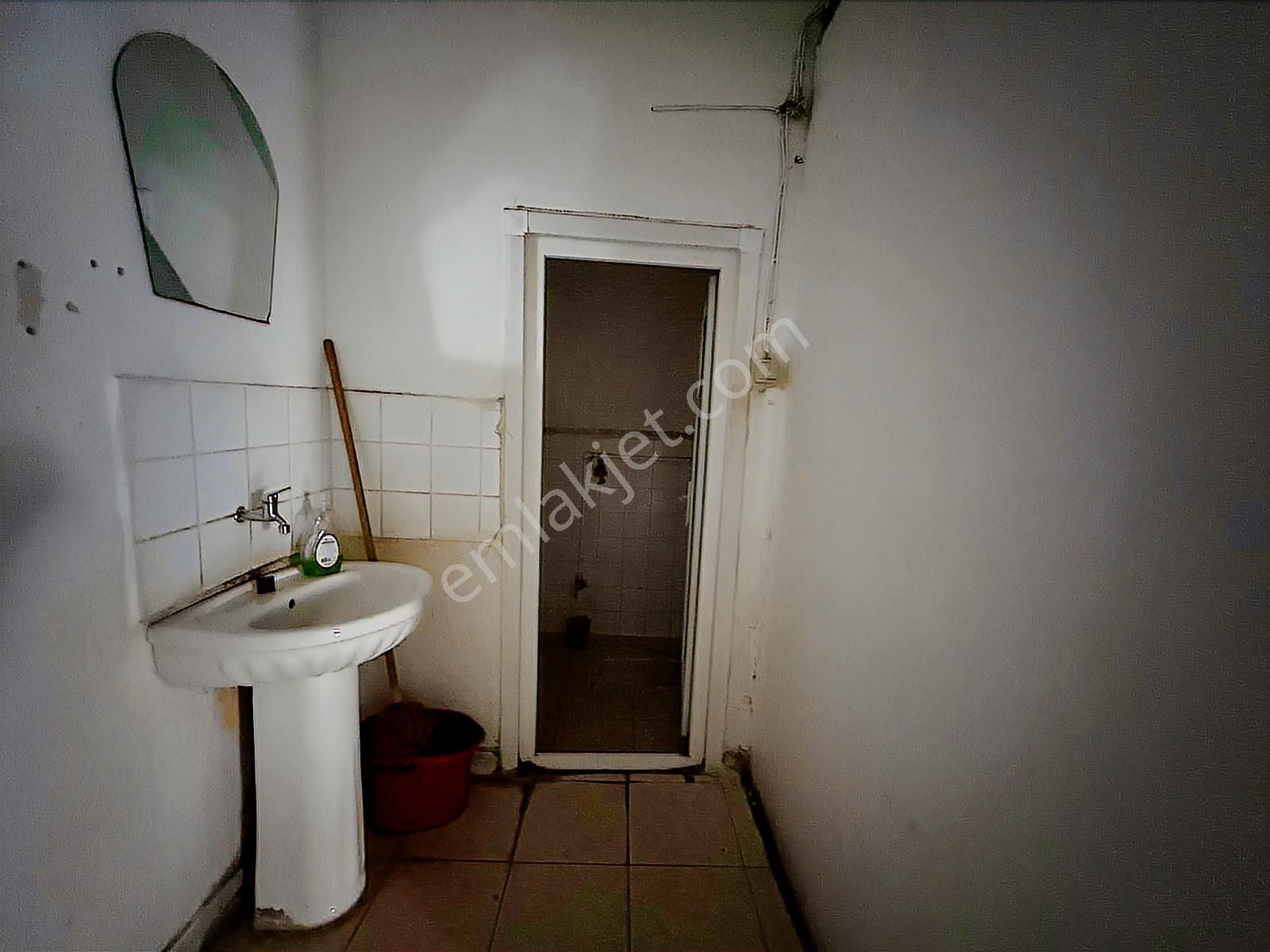 Torunlar Emlak Bağcılar Yıldıztepe De Kiralık Bodrum Dükkan - Görsel 5