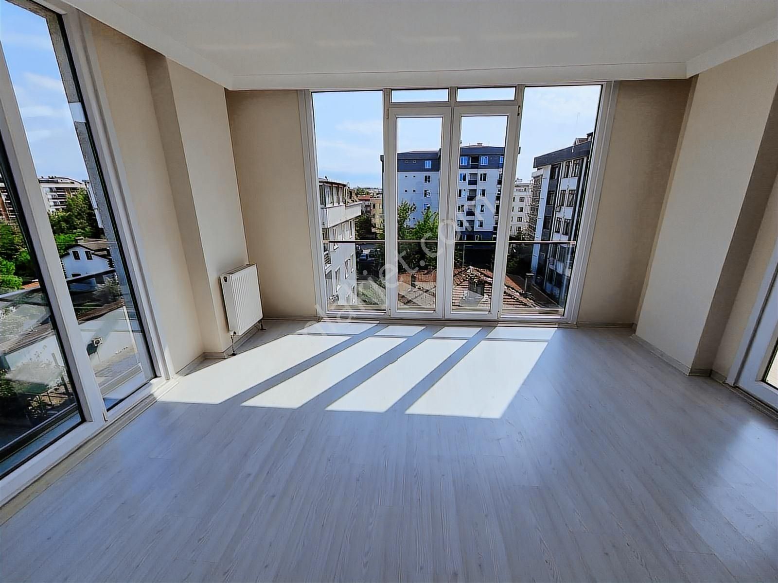 Tuzla Güzel Konumda Marmaray İstasyonu Yakını 2+1 Fırsat Daire - Görsel 31