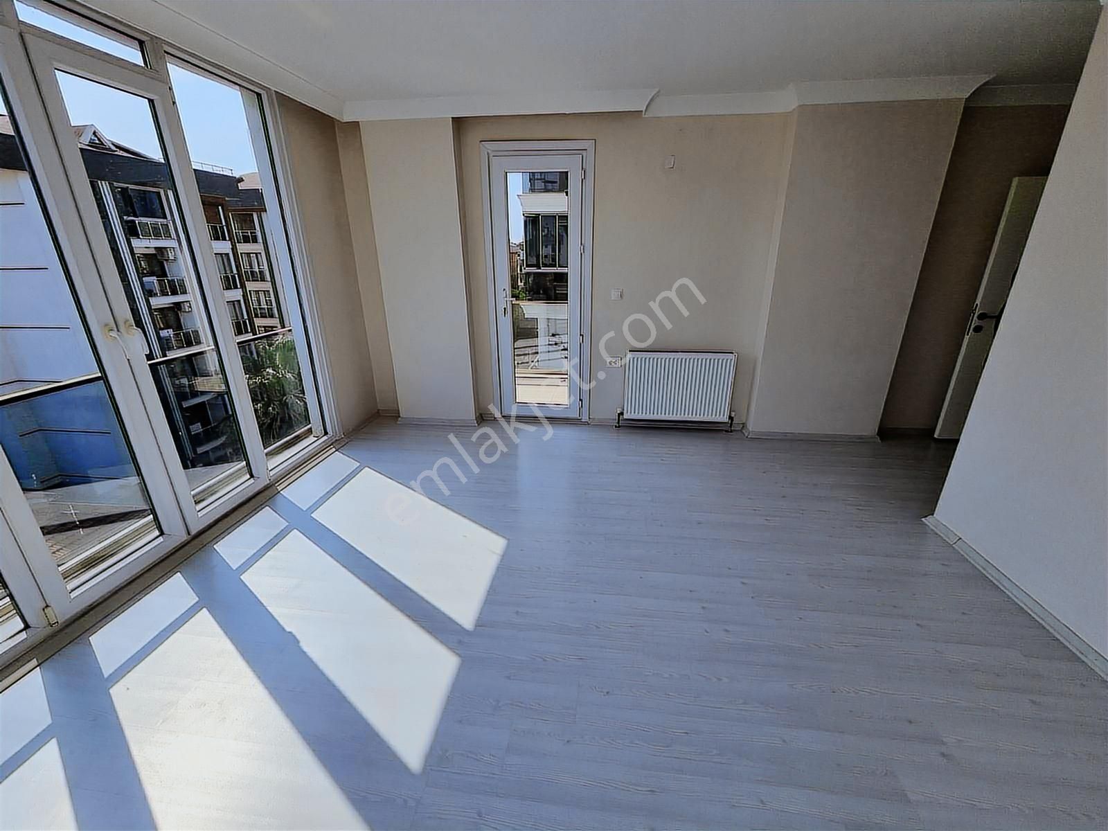 Tuzla Güzel Konumda Marmaray İstasyonu Yakını 2+1 Fırsat Daire - Görsel 2