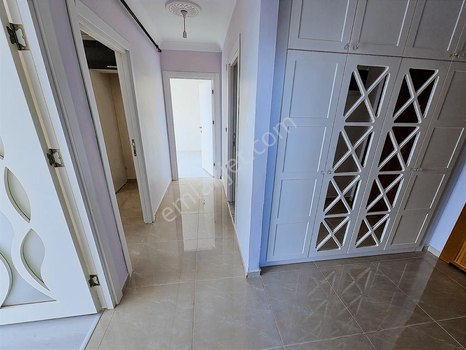 Tuzla Güzel Konumda Marmaray İstasyonu Yakını 2+1 Fırsat Daire - Görsel 3