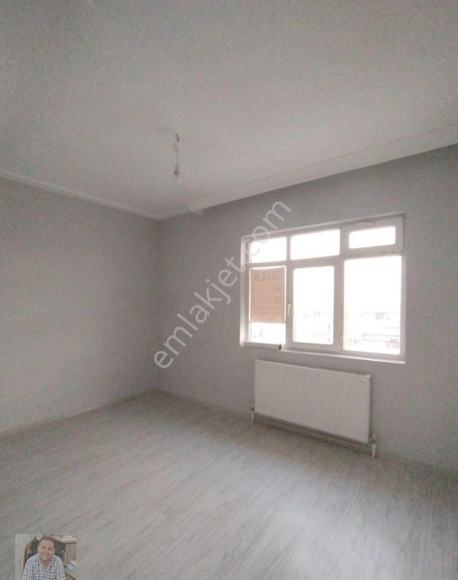 Abidinpaşa'da 115m2 3. Kat 3+1 Full Yapılı Çift Balkon Yalıtımlı Salon Bağımlı Manzaralı Kiralık - Görsel 5