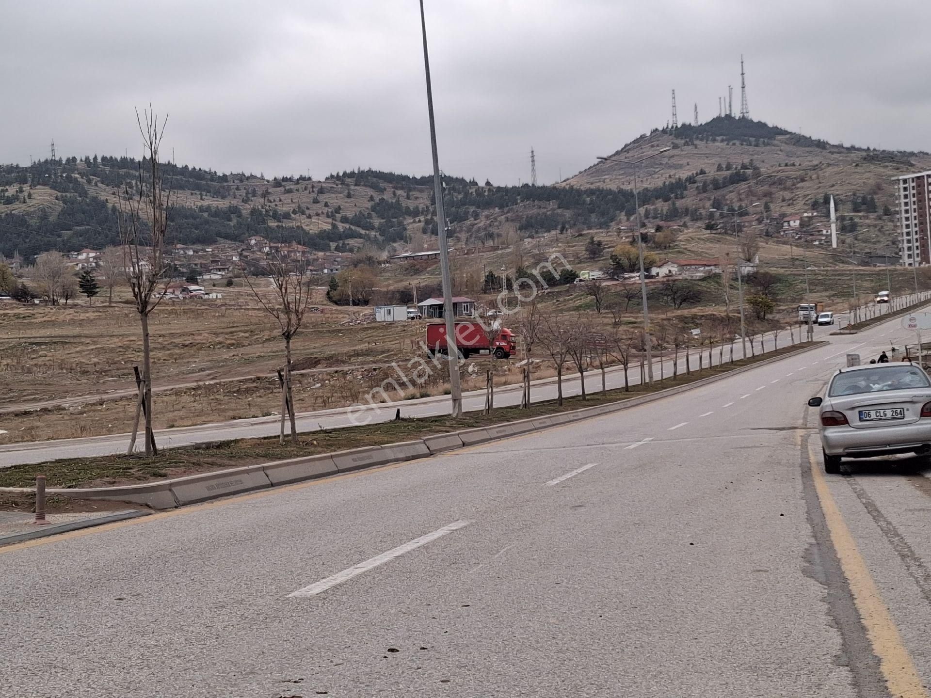 Saglık Bakanlıgı Karapürçek Devlet Hastanesi Çevresinde İmarlı Arsalar - Görsel 9