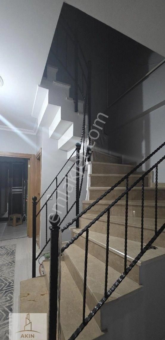 Küçükçekmece Cumhuriyet Mah. 3+2 Satılık Dubleks Daire - Görsel 6