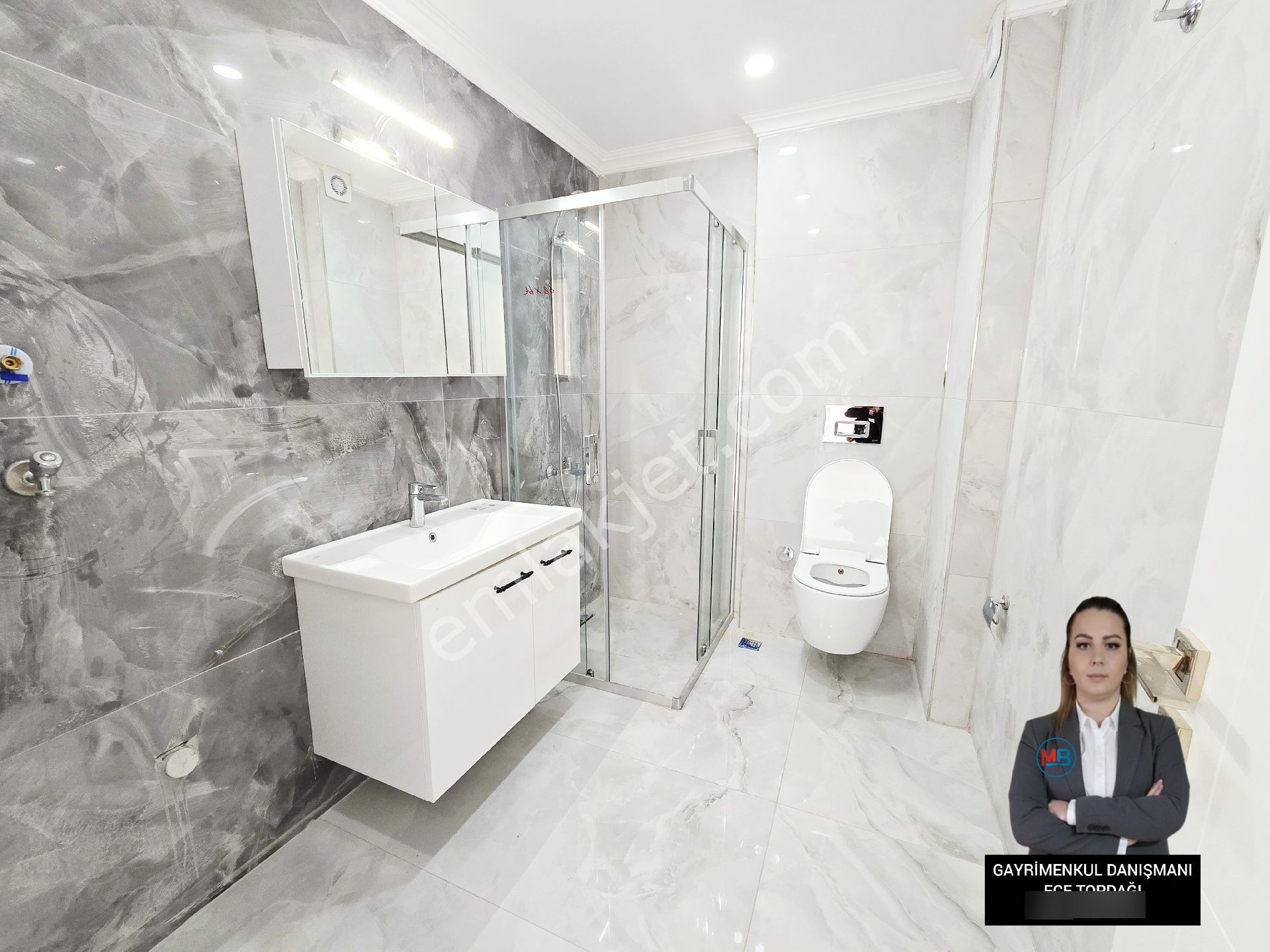 Didim'de Satılık 2+1 Ortakat Havuzlu Sitede Ön Cephe Asansörlü Daire! - Görsel 10