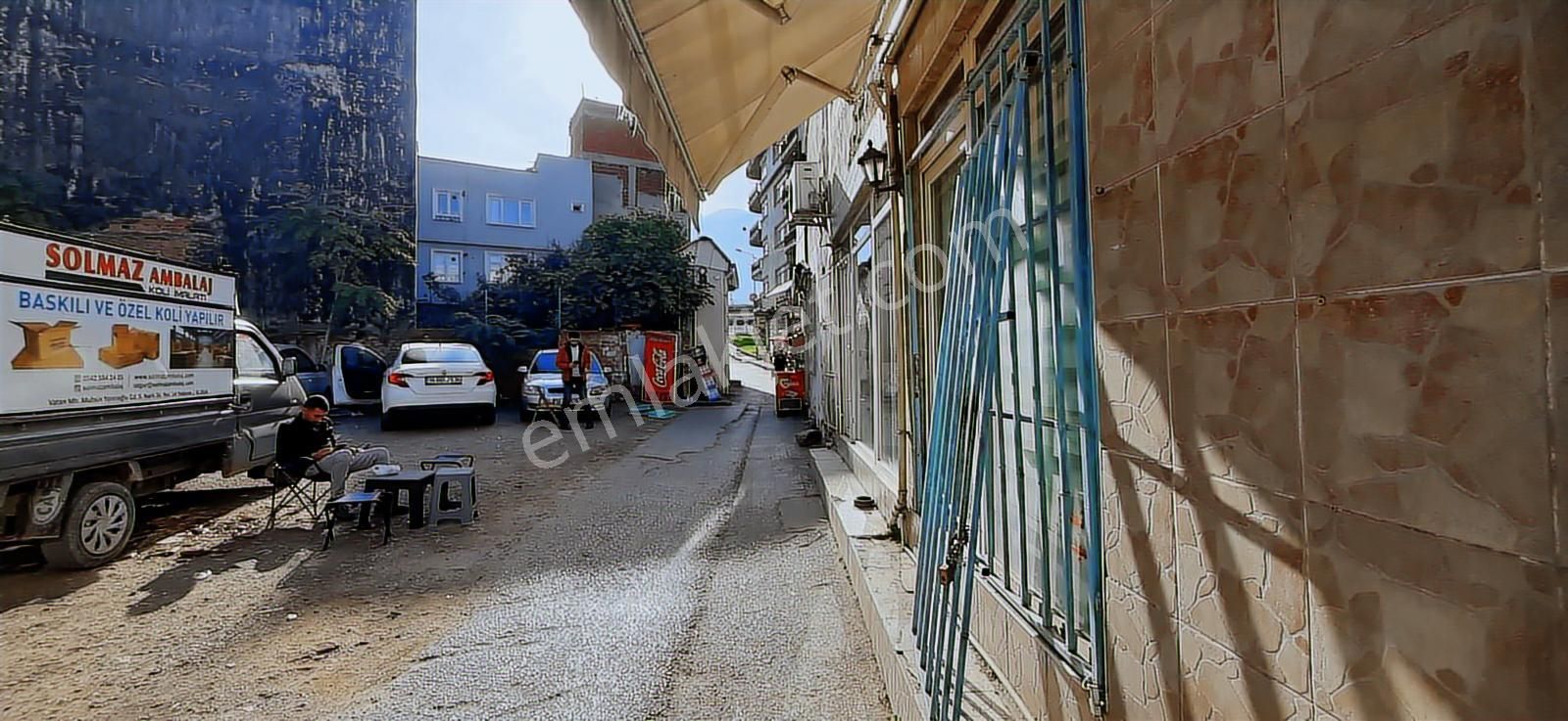 Duaçınarı Metro İstasyonuna 30 Metre Devren Kiralık Dükkan - Görsel 9