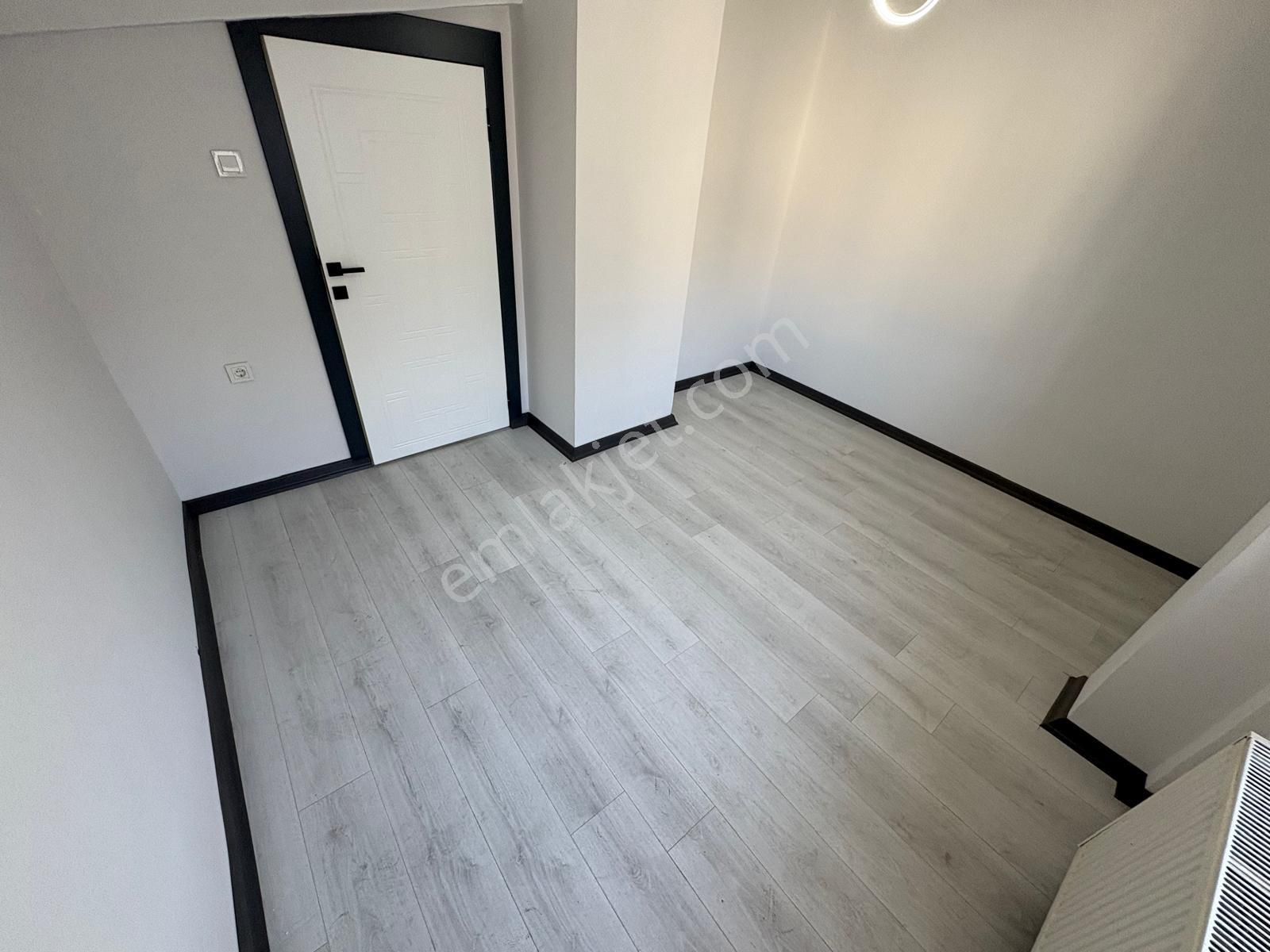 Sym'den Akşemsettin Mah. Lüks Yapılı 4+1 Teras Çift Banyolu Geniş - Görsel 24