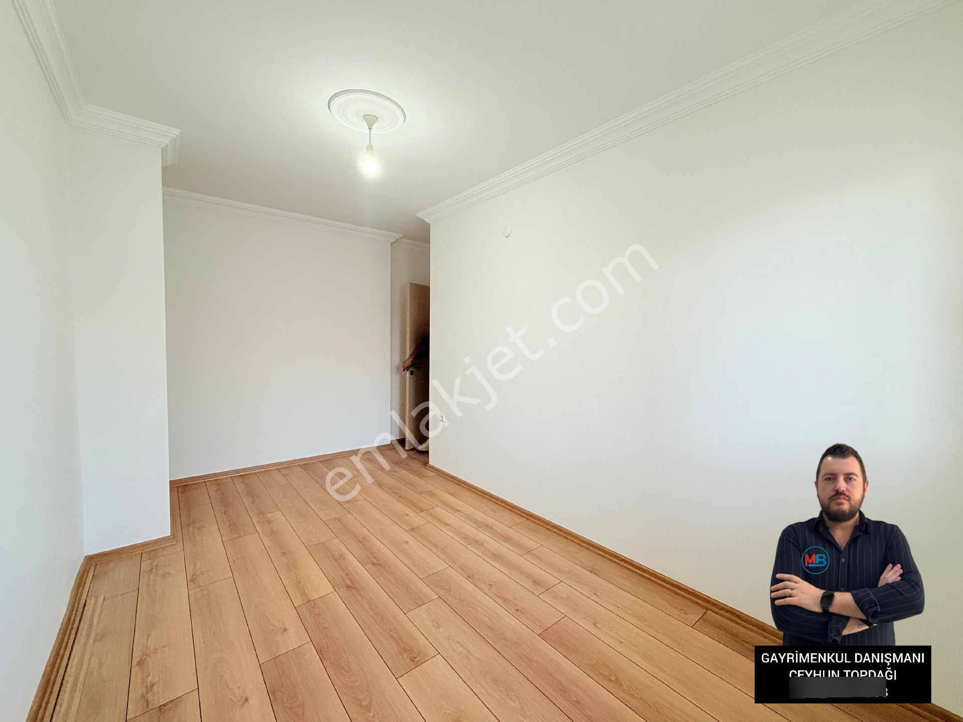 Didim'de Satılık 2+1 Ayrı Mutfak Orta Kat Ön Cephe Merkeze Yakın Konumda Daire ! - Görsel 11