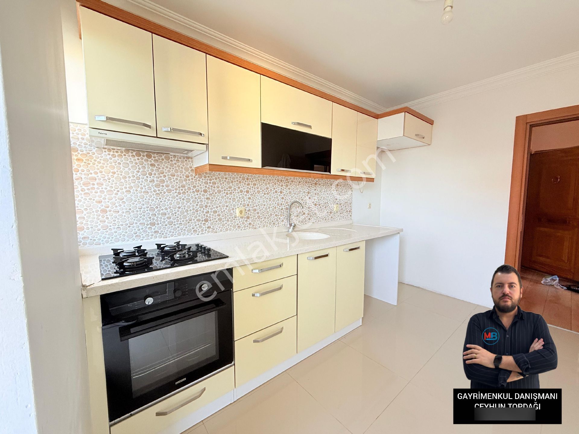 Didim'de Satılık 2+1 Ayrı Mutfak Orta Kat Ön Cephe Merkeze Yakın Konumda Daire ! - Görsel 8