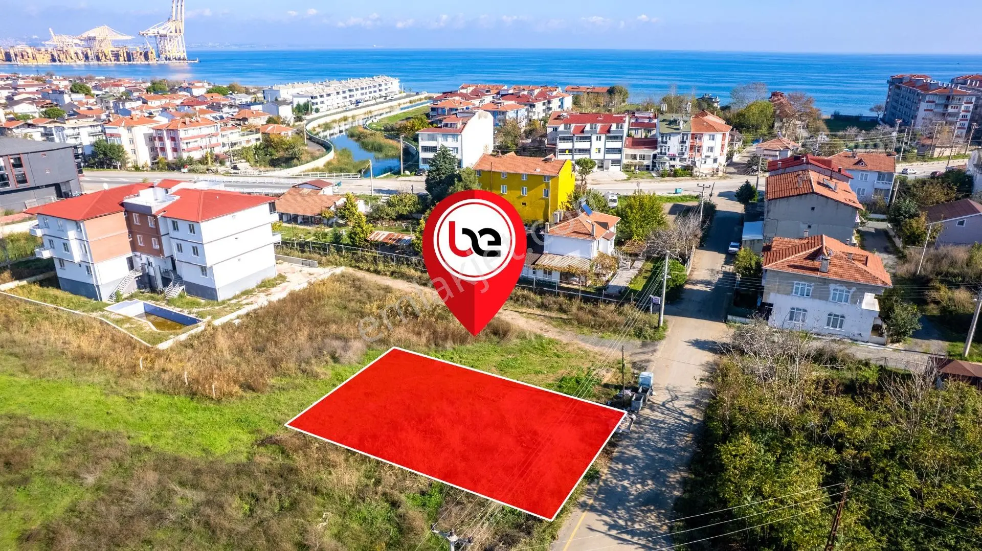 Kumbağ'da Caddeye Sıfır 4 Kat Konut İmarlı Satılık Arsa