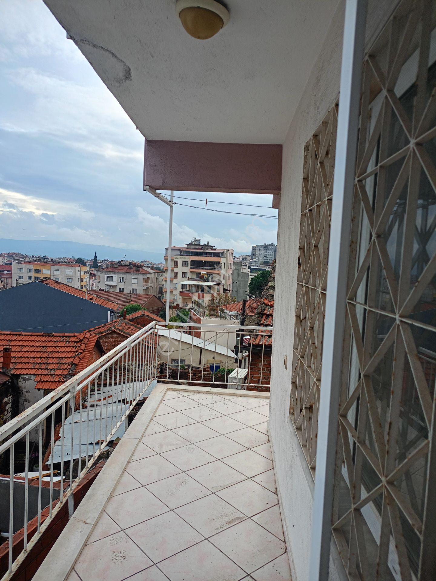 Cumhuriyet Meydanına Yürüme Mesafesinde 2+1 / 2. Kat ( Arakat ) Pazarlık Yapılır. - Görsel 19