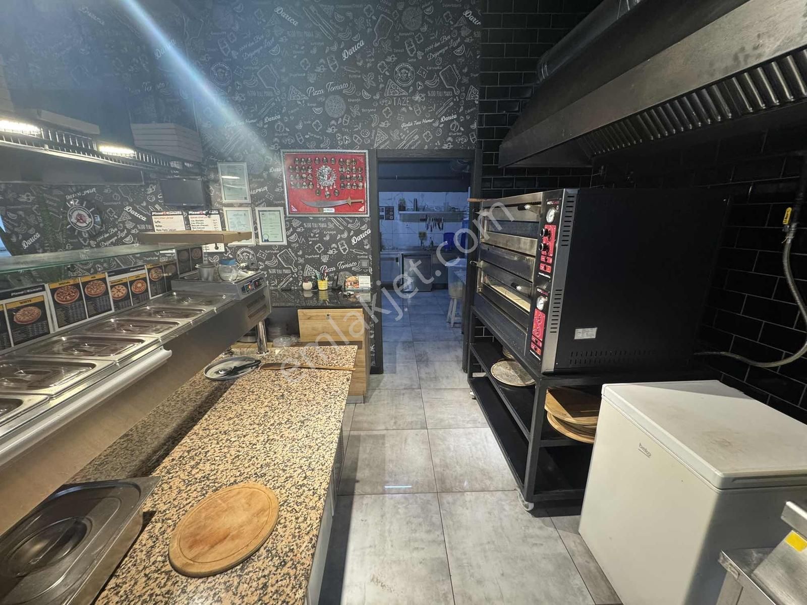 Anacadde Üzeri Devren Kiralık Pizzacı - Görsel 27