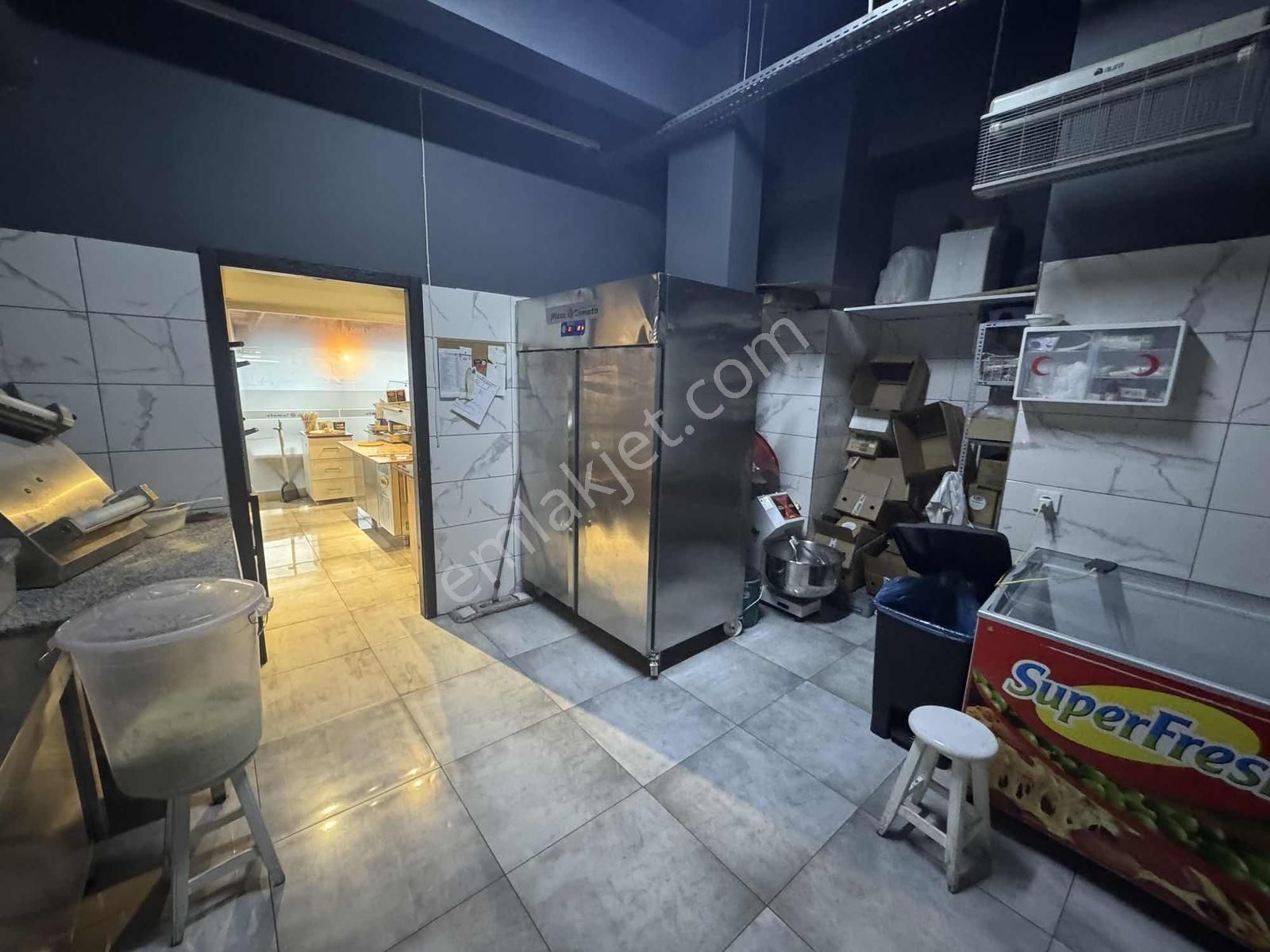 Anacadde Üzeri Devren Kiralık Pizzacı - Görsel 25