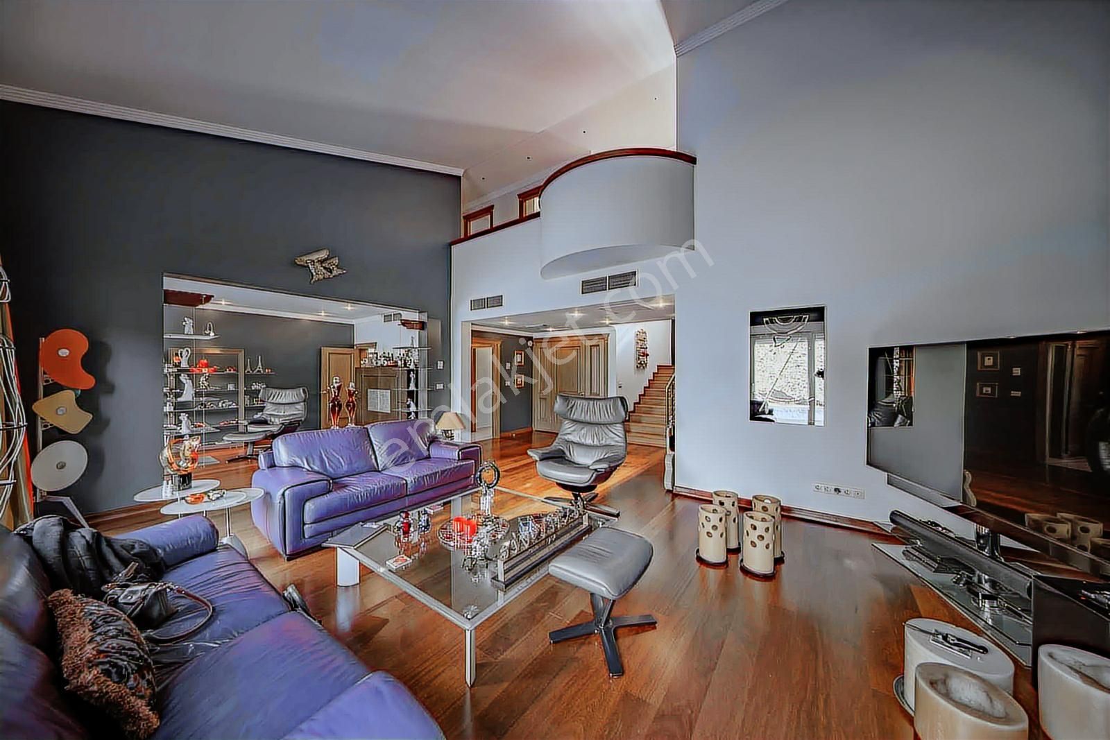 Alkent 2000 Sitesinde Havuzlu Geniş Bahçeli Lüks Villa - Görsel 22