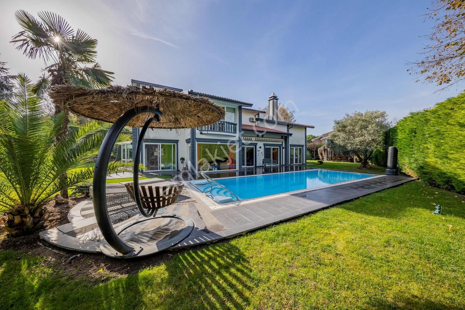 Alkent 2000 Sitesinde Havuzlu Geniş Bahçeli Lüks Villa - Görsel 3